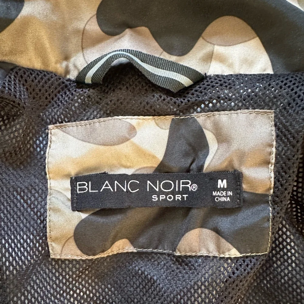 Blanc Noir Camo Cropped Bomber Jacket with side stripe Size M - Picture 13 of 15